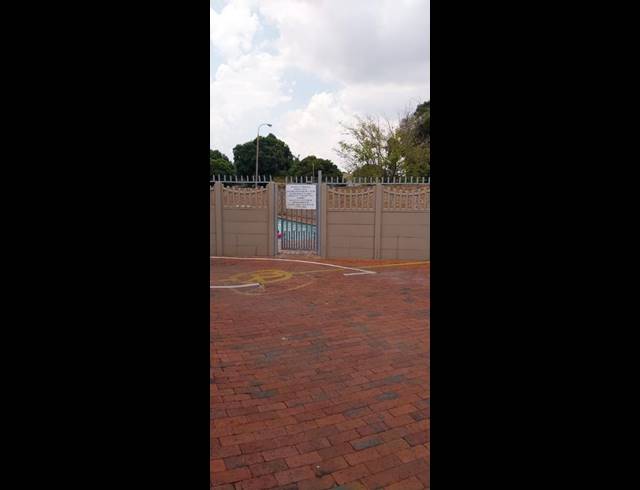 2 BEDROOM TOWNHOUSE FOR SALE IN DAYANGLEN